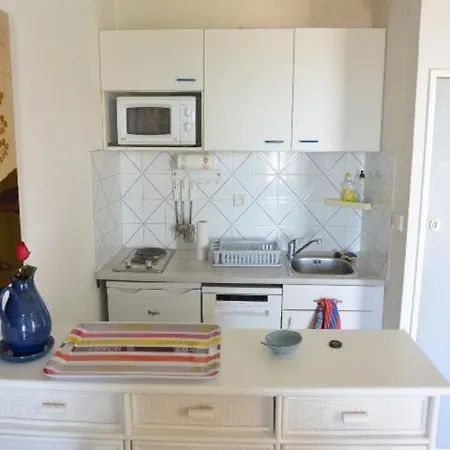 Apartment T2 Alcove, Securisee Avec Piscine - Cap D'agde - Ref Sun331c *