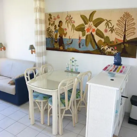 T2 Alcove, Securisee Avec Piscine - Cap D'agde - Ref Sun331c